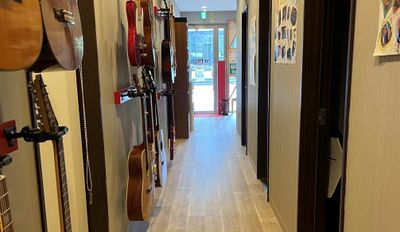★廊下★ - ウインズ　リハーサルスタジオ 音楽スタジオ、レンタルスペースの入口の写真