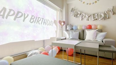 プロジェクターでイベント装飾 - Colormell（カラメル）恵比寿東口2号店 パーティ・撮影・収録・ボードゲーム・推し活・会議・セミナーの室内の写真