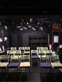 客席になります。
客席の形は自由に変える事が可能です。 - 早稲田クローバースタジオの室内の写真