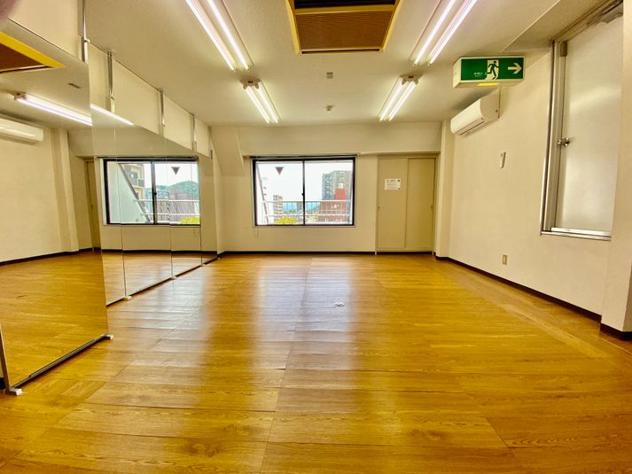 ✨沼津駅徒歩４分✨沼津の格安ダンススタジオMIRAI STEP - 沼津レンタルスタジオ MIRAI STEP