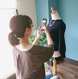 商品撮影 - 北欧スタイルCOCOflap江坂 【御堂筋線江坂駅５分！２０名利用可能】完全個室レンタルスペースの室内の写真