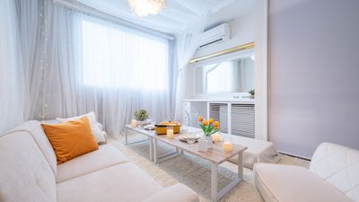 〈SMILE工房 Ange心斎橋〉 キッチン付レンタルスペースの室内の写真