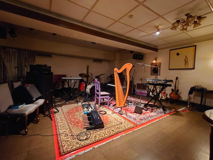 シャノアール（リハーサルスタジオside） - 日ノ出町シャノアール