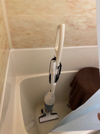 中には掃除機・足湯などに使える大きなボウルがあります（木のボウルに長時間水を入れないようにお気を付けください。） - Takanakkoレンタルサロン Takanakkoレンタルサロン池袋店の設備の写真