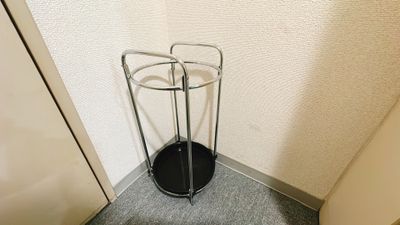 入り口すぐの傘立て - セントラル大手町 神田駅から５分のご近所会議室大手町１時間〜多種利用OK🌸の設備の写真