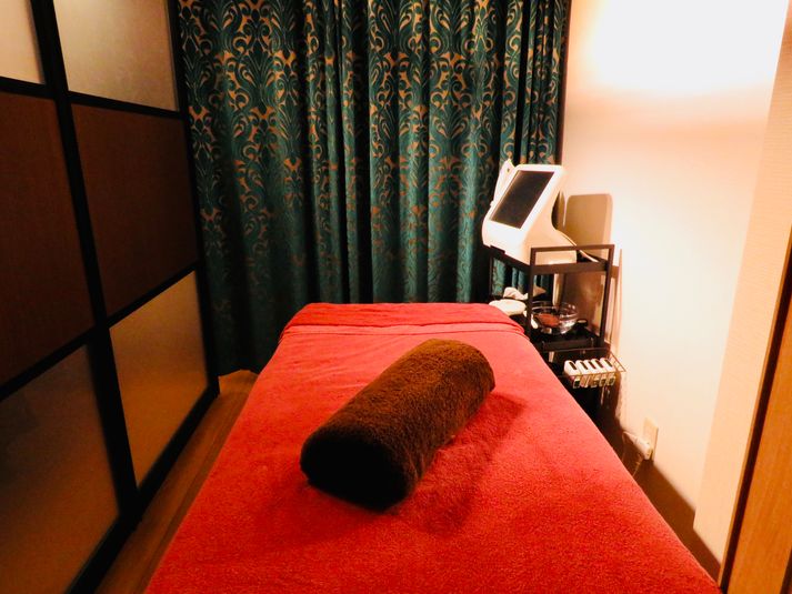 2ベット/シャワーなし/レンタルサロン - La vie en rose  田町店〈レンタルサロン〉