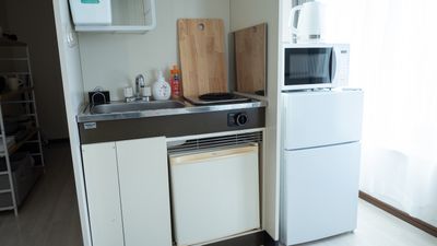 冷蔵庫、電子レンジ、キッチンもご活用ください💗 - フェニックス四条 〈フェニックス四条〉の室内の写真