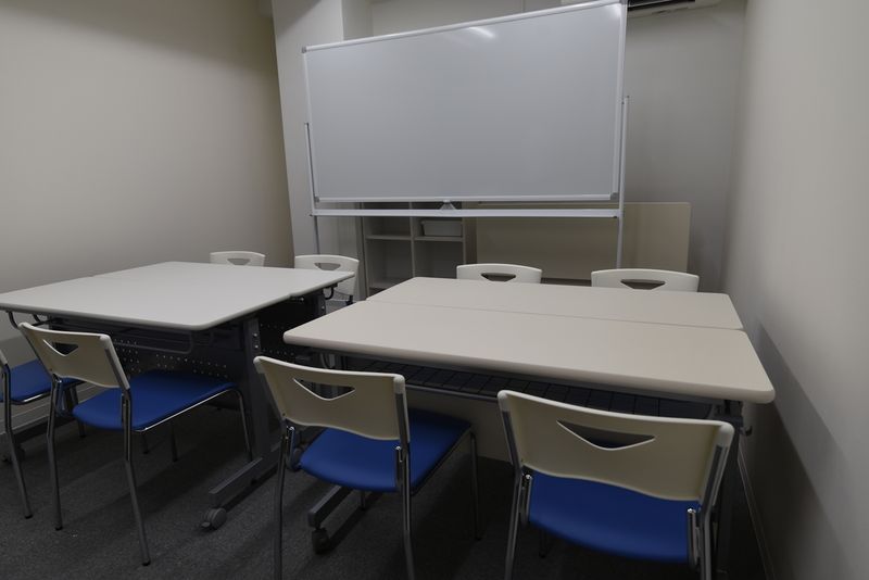 お気軽会議室名古屋丸の内ブルー - 丸の内１分お気軽会議名古屋ブルー