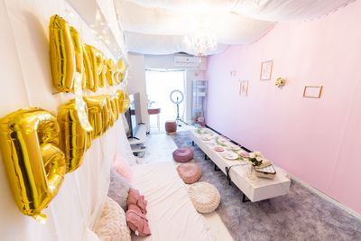 Lu・an 平日お得🤍栄駅すぐ❣️大人数OK🥰大型モニターで推し活♡の室内の写真