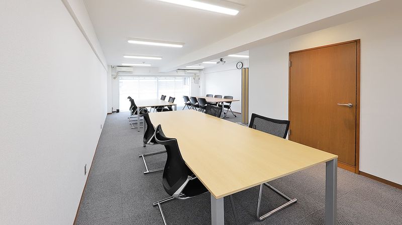 好立地の多目的レンタルスペース｜＜Holz＞原宿-D - 原宿駅前！会議や打合せに最適な多目的スペース｜HOLZ原宿