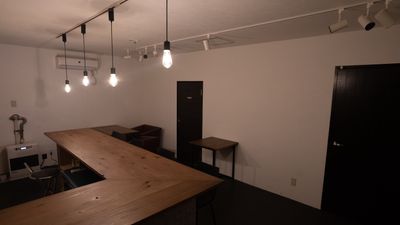 カフェスペース用照明 - ROOST New!!カフェバーカウンター付きレンタルスタジオROOSTの設備の写真