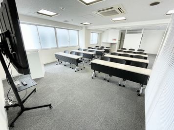 【ワンフロア貸切なので周りを気にせずお使いいただけます】 - 【閉店】TIME SHARING 代々木 新宿明治通りビル 【閉店】10Fの室内の写真