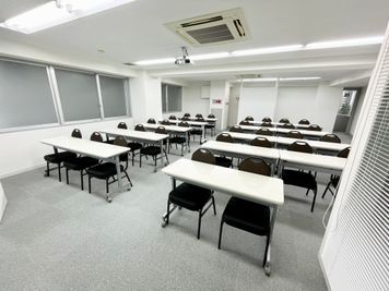 【ワンフロア貸切なので周りを気にせずお使いいただけます】 - 【閉店】TIME SHARING 代々木 新宿明治通りビル 【閉店】5Fの室内の写真