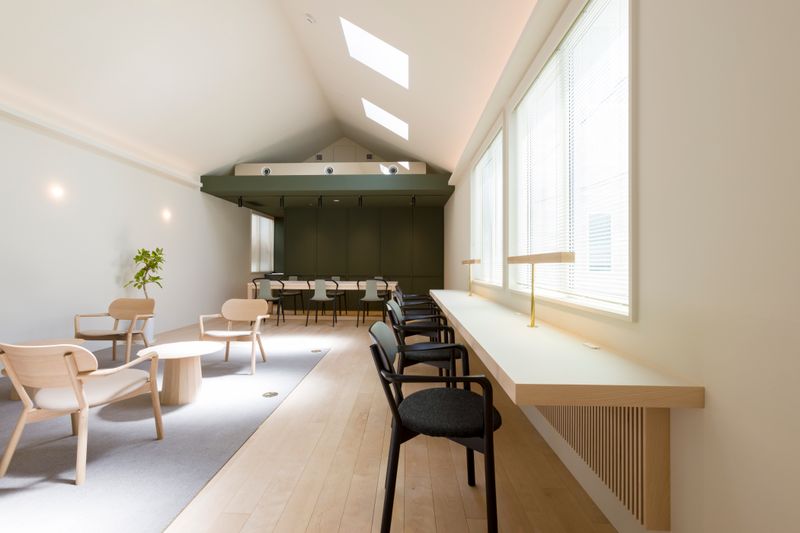 KALM / 2F Space - KALM