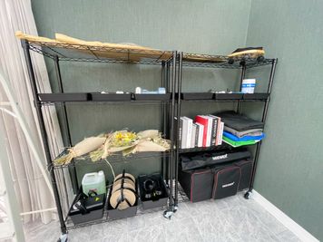 BIANCO四谷 【四ツ谷駅徒歩２分の撮影スタジオ】高い天井｜撮影用備品無料貸出の室内の写真