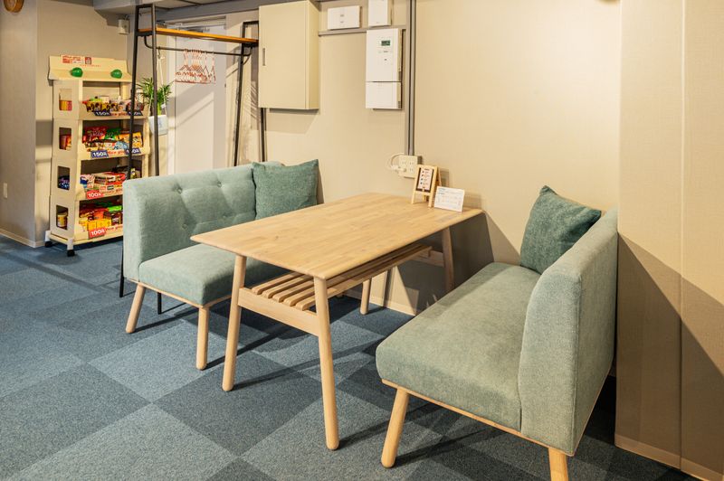 ひらおべや【117】コワーキング/シェアオフィス/貸し会議室 - ひらおべや