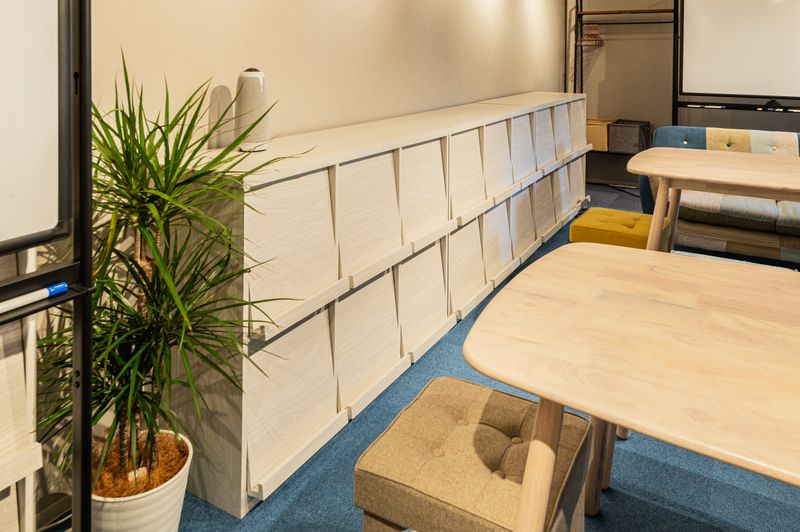 ひらおべや【117】コワーキング/シェアオフィス/貸し会議室 - ひらおべや