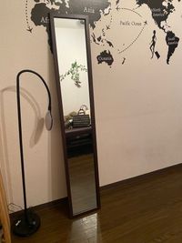 間接照明（明るさの調整・角度も色々変えられます）・全身鏡 - Takanakkoレンタルサロン Takanakkoレンタルサロン池袋店の設備の写真