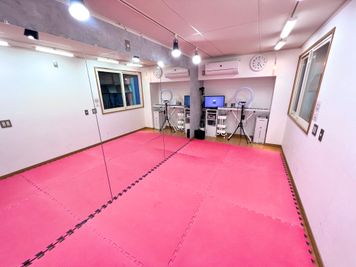 ダンスや武道など、体を動かす際は、マットを敷いてください - 【防音】レンタルスタジオ阿佐ヶ谷 レンタルスタジオOLI　阿佐ヶ谷の設備の写真