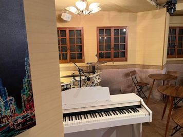 Rosimon Studio ROSIMON レンタルスペースの室内の写真