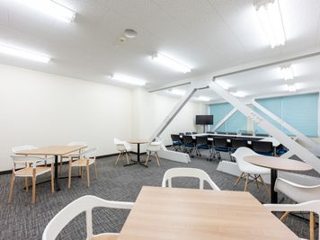 エコファニの貸会議室 by 三菱地所  4月4日オープン！ エコファニ貸会議室by三菱地所　Room「2B」最大30名収容の室内の写真