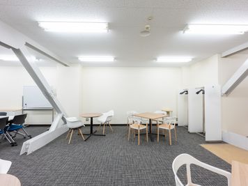 エコファニの貸会議室 by 三菱地所  4月4日オープン！ エコファニ貸会議室by三菱地所　Room「2B」最大30名収容の室内の写真