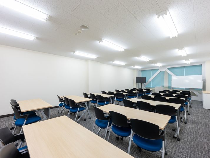 エコファニ貸会議室by三菱地所　Room「2C」最大42名収容 - エコファニの貸会議室 by 三菱地所  4月4日オープン！