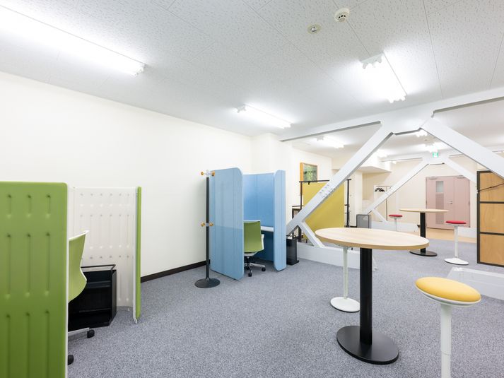 エコファニのワークスペース by三菱地所 2F 個人ブース② - エコファニの貸会議室 by 三菱地所  4月4日オープン！