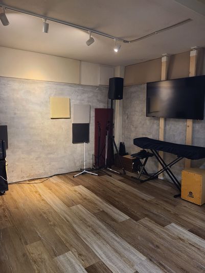 レンタル地下室「秘密基地」 - のわのわカフェ　レンタル地下室「秘密基地」