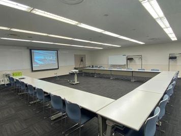 【オンライン配信にも対応】新橋5分の貸会議室84名対応 - 航空会館ビジネスフォーラム