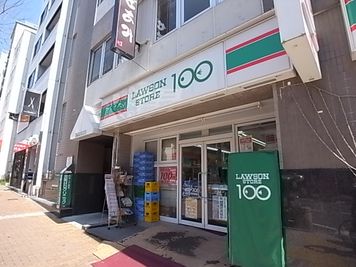 近くにはコンビニも充実。 - ドルチェ神戸元町 🌈おうち映画館🚉元町駅徒歩３分🚀日常を彩る快適空間🌃のその他の写真