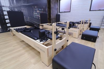 スタジオ&オフィス メビウス 【Dスタジオ】マシンピラティス・リフォーマー・キャフォーマー等々の室内の写真
