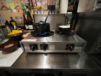 トムヤムクンと日替わり店主のBARちりバル レンタルキッチン　レンタル厨房　レンタル飲食店の室内の写真