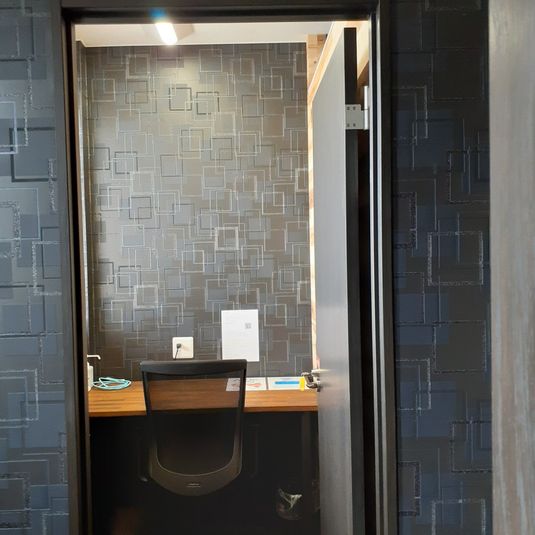 4060号室：時間貸：鍵付個室禁煙ブース【角部屋】 - 首都圏NSプラザin前橋