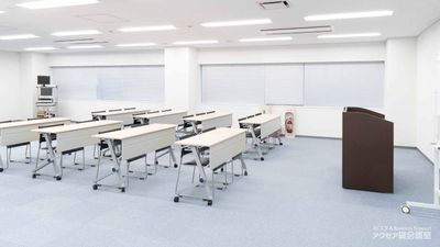 埼玉会議室 アクセア会議室 南浦和店 第1会議室の室内の写真