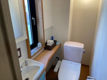 トイレ（男女兼用） - Wise space　長岡 レンタルスペース(Room 803)の設備の写真