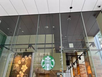 近くにオシャレなスターバックスがあります☕️ - ベンチャーデスク銀座５ コワーキングスペース.VD5のその他の写真