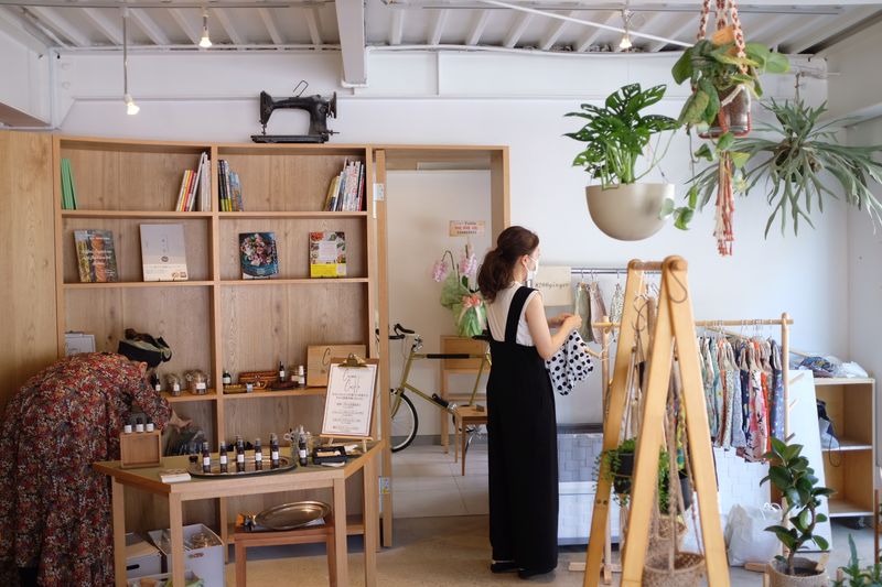  share space TABLE(ﾀｰﾌﾞﾙ) - share space TABLE