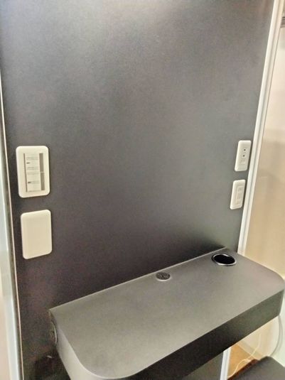 ドコモショップ四条大宮店　テレワークブース - ドコモショップ四条大宮店　テレワークブース