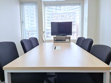 【Brenz横浜】横浜駅2分★アクセス抜群★ 横浜駅東口徒歩2分／最上階9階911の室内の写真