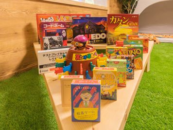 ボードゲームもたくさん！ - リノスペcamp高田馬場 《人数変動料金制》リノスぺcamp高田馬場【最大15名】の室内の写真