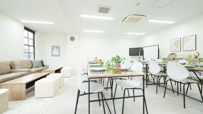 〈SMILE工房 Biz京橋〉 Biz京橋の室内の写真