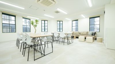 〈SMILE工房 Biz京橋〉 Biz京橋の室内の写真
