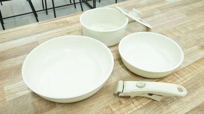 〈SMILE工房 Biz京橋〉 Biz京橋の設備の写真