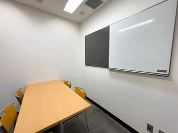 【有楽町駅日比谷口から30秒 /4名収容】完全個室！ワンコイン会議室有楽町 room① - ワンコイン会議室有楽町