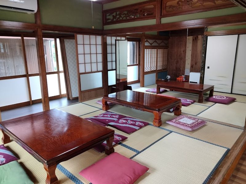 古民家さま専用 農家古民家ねこざえもん奥屋敷】を予約 (¥2,750~)｜インスタベース