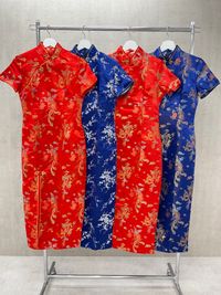 【サイズ】
M：B87cm	W70cm  H90cm	総丈126cm	肩幅37cm
L：B92cm	W74cm	H94cm	総丈127cm	肩幅38cm - STUDIO ZEAL レンタル撮影スタジオ・レンタルスペース・フォトスタジオの設備の写真