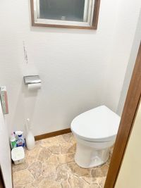 共用トイレ - レンタルジム＆レンタルスペースFITUP24 レンタルスペース元住吉店の設備の写真