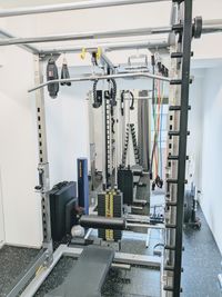 ラットプルダウンが可能 - HARAPEKO GYM 五反田店の設備の写真