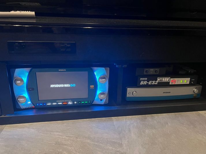 カラオケ付きルーム - ゴテッツ